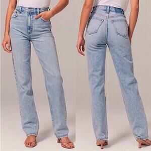Abercrombie & Fitch Curve Love The Dad High Rise Jeans Light Wash 16 33